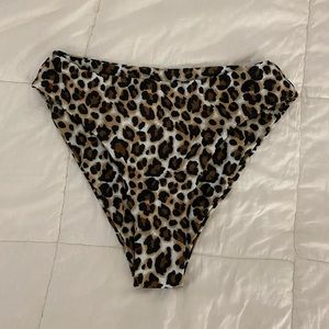 High waisted/thigh leaped print bikini bottom